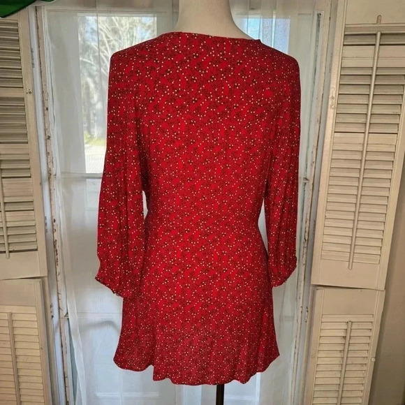 Free People Clara Floral Mini Tunic Dress in red ditsy floral print - Picture 4 of 10